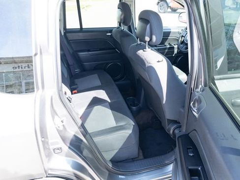 Used 2014 Jeep Compass Sport image 36