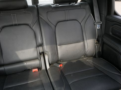 Used 2020 RAM 1500 Limited w/ Black Appearance Package AWD/4WD image 14
