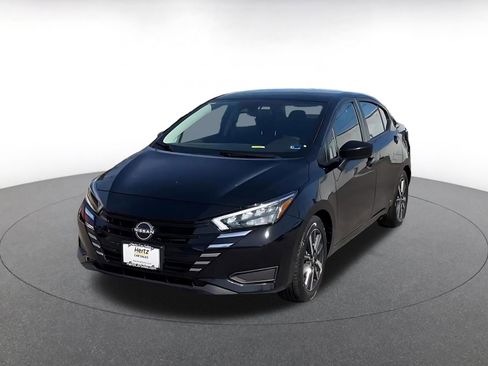 Used 2025 Nissan Versa SV FWD image 7