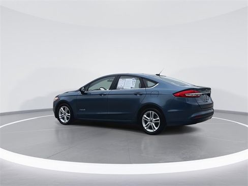 Used 2018 Ford Fusion S image 6