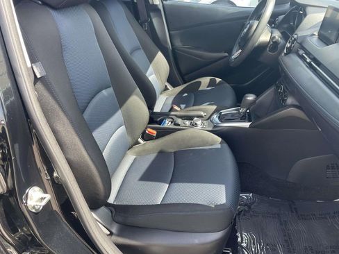 Used 2020 Toyota Yaris LE image 25