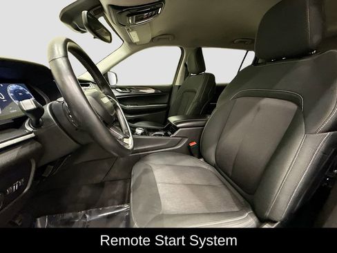 Used 2021 Jeep Grand Cherokee L Laredo w/ Luxury Tech Group I image 10