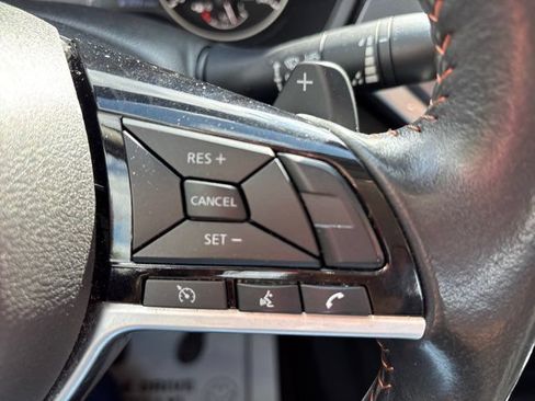 Used 2024 Nissan Altima 2.5 SR FWD image 35