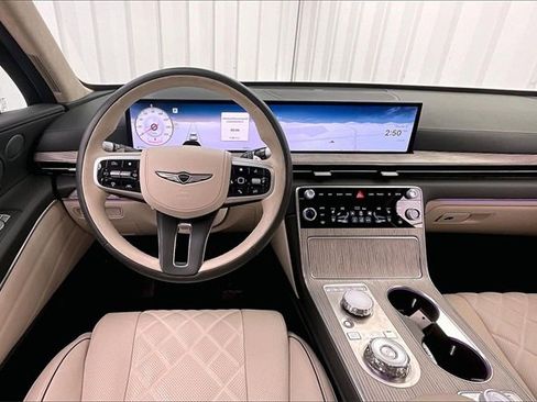 Used 2025 Genesis GV80 3.5T Prestige image 5