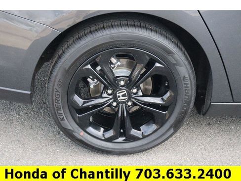 Certified 2025 Honda Accord SE image 30