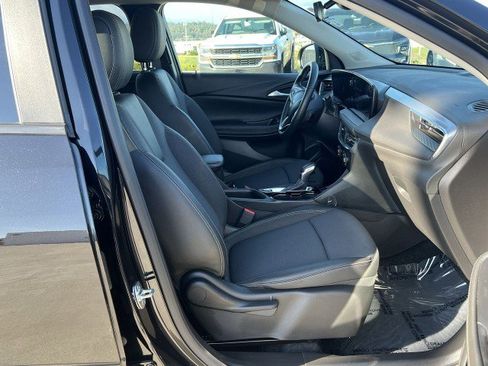 Used 2025 Buick Encore GX Preferred image 27