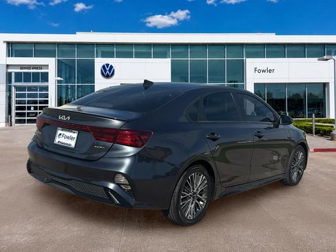 Used 2022 Kia Forte GT-Line FWD image 5