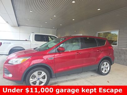 Used 2016 Ford Escape SE w/ SE Cold Weather Package