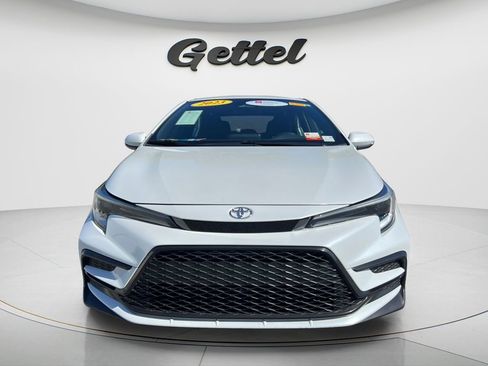 Used 2023 Toyota Corolla SE FWD image 2
