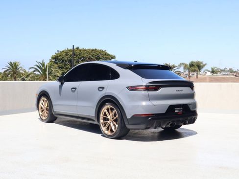 Used 2023 Porsche Cayenne Turbo GT AWD/4WD image 3
