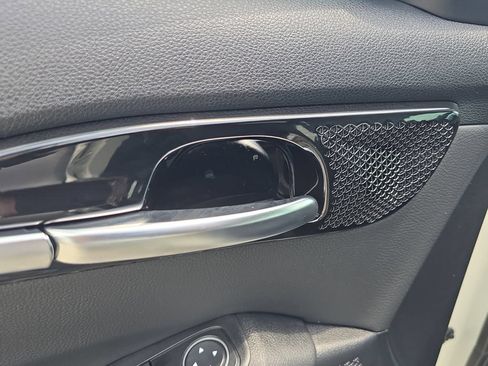 New 2026 Kia Seltos S FWD image 18