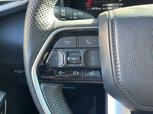 Used 2024 Toyota Sequoia Platinum image 27