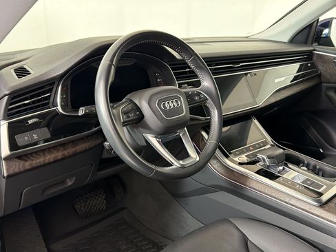 Used 2019 Audi Q8 Premium Plus AWD/4WD image 4