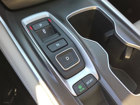 Certified 2021 Honda Accord Touring image 17