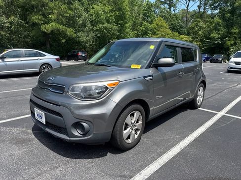 Used 2019 Kia Soul w/ Convenience Package FWD image 1