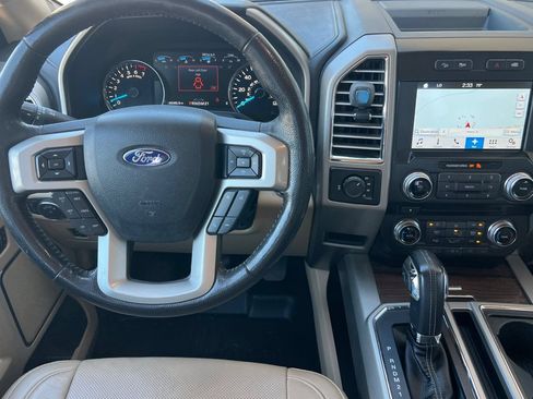 Used 2016 Ford F150 Lariat w/ Equipment Group 502A Luxury AWD/4WD image 15