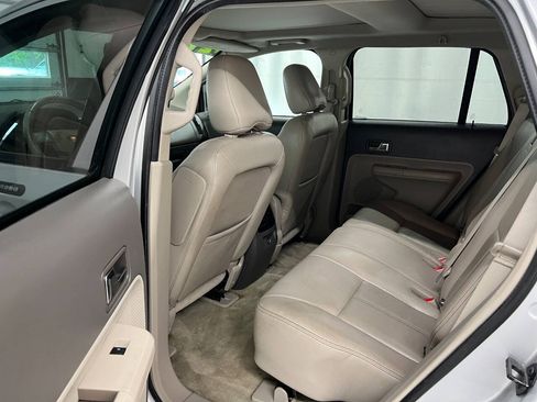 Used 2010 Ford Edge SEL AWD/4WD image 9