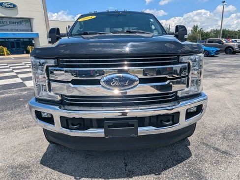 Used 2018 Ford F350 Lariat w/ Lariat Value Package AWD/4WD image 10