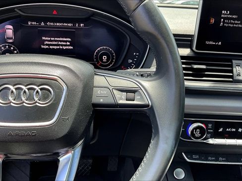 Used 2019 Audi Q5 2.0T Premium Plus w/ Premium Plus Package AWD/4WD image 12
