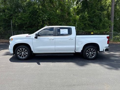 Used 2022 Chevrolet Silverado 1500 RST AWD/4WD image 2