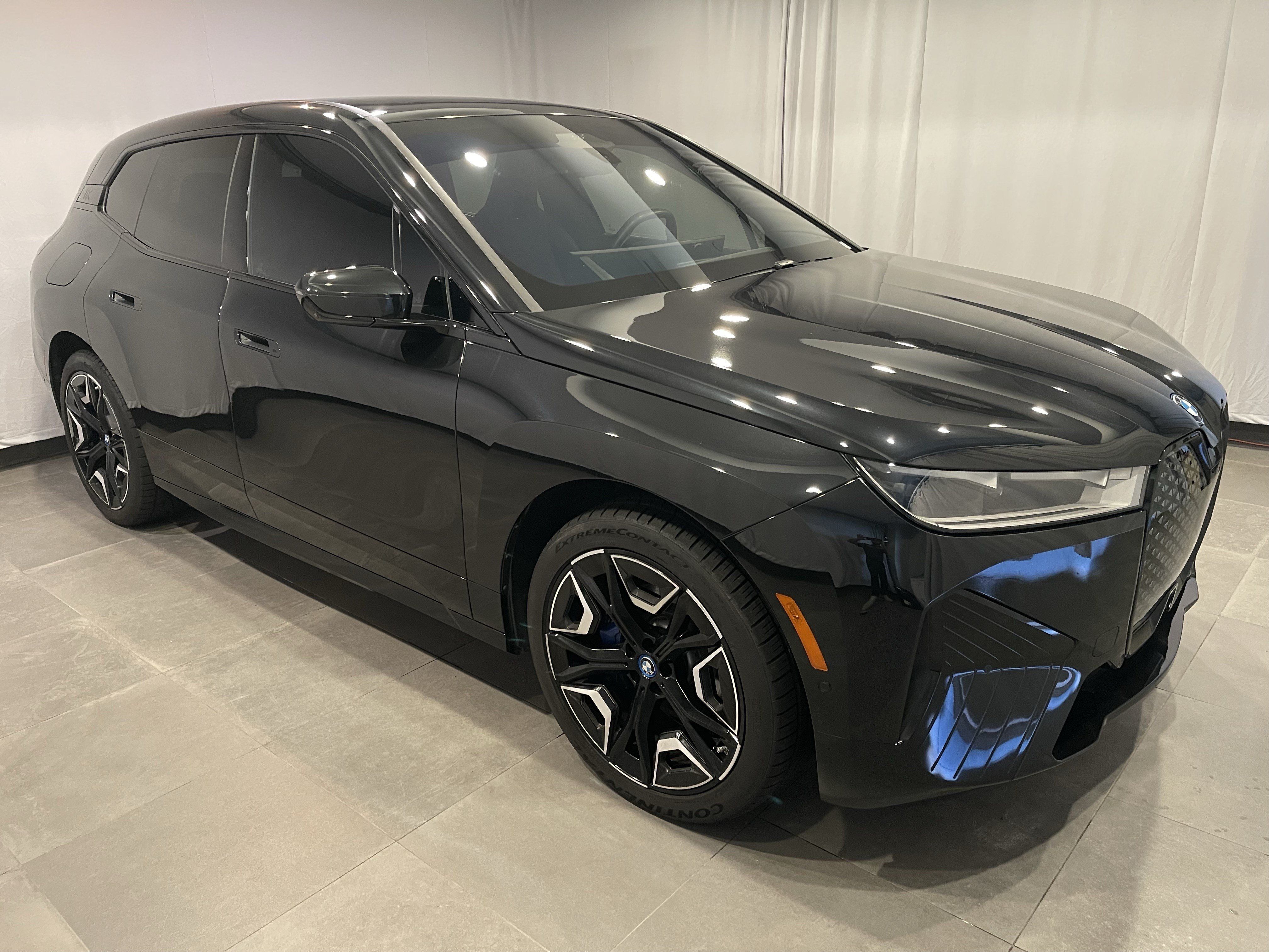 Certified 2024 BMW iX xDrive50 w/ Premium Package AWD/4WD image 3