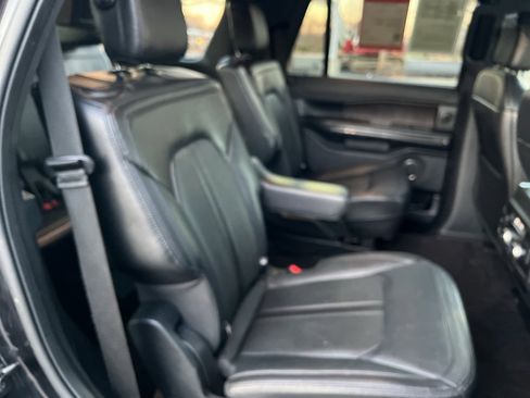 Used 2020 Ford Expedition Limited image 25
