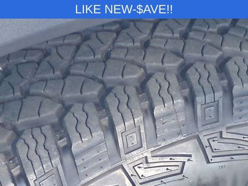 Used 2026 Chevrolet Equinox ACTIV w/ Convenience Package III AWD/4WD image 11