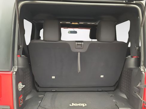 Used 2015 Jeep Wrangler Sport w/ Quick Order Package 23S AWD/4WD image 13