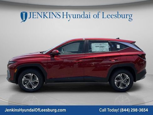 New 2026 Hyundai Tucson Blue SE w/ Tow & Go Package AWD/4WD image 9