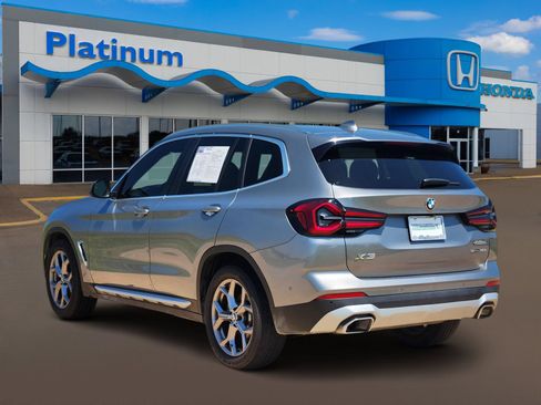 Used 2024 BMW X3 sDrive30i w/ Premium Package RWD image 5