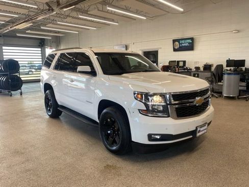 Certified 2019 Chevrolet Tahoe LT w/ Luxury Package RWD image 3
