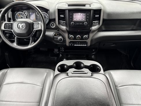Used 2022 RAM 2500 Tradesman w/ Chrome Appearance Group image 13