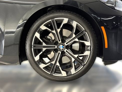Used 2025 BMW 230i Coupe w/ Convenience Package RWD image 11