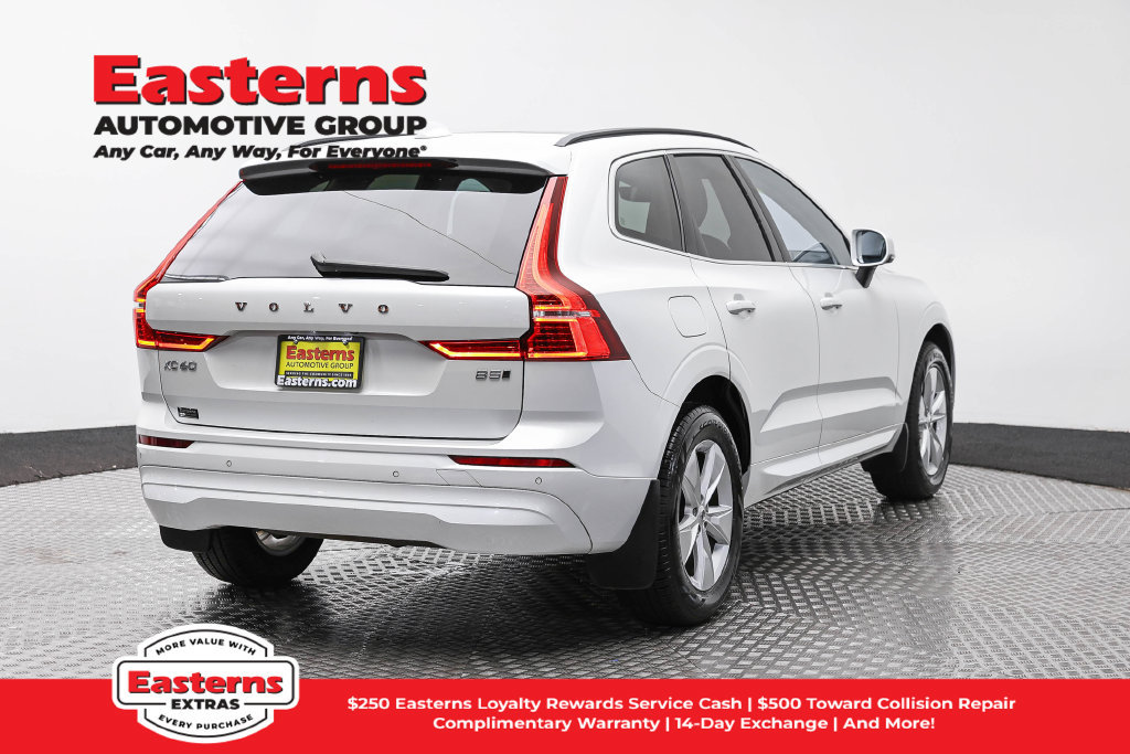 Used 2022 Volvo XC60 B5 Momentum AWD/4WD image 6