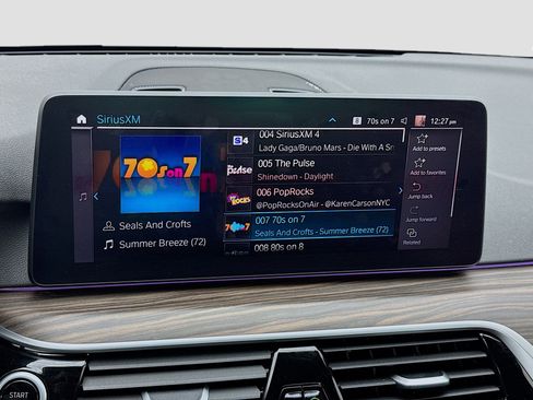 Used 2021 BMW 530e xDrive w/ Executive Package image 11