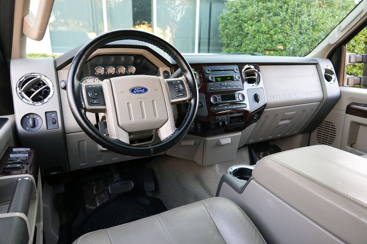 Used 2008 Ford F250 Lariat AWD/4WD image 5