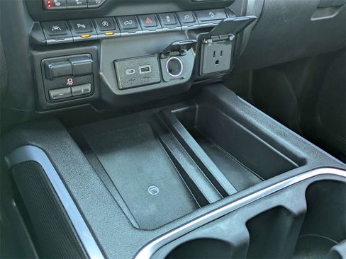 Used 2020 GMC Sierra 1500 AT4 w/ AT4 Premium Package image 23