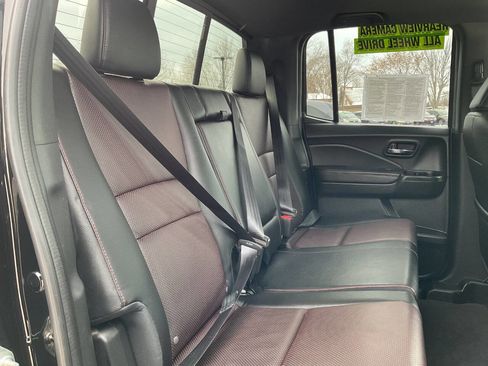 Used 2018 Honda Ridgeline Black Edition image 36