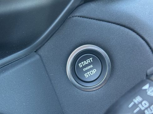 New 2026 Land Rover Range Rover Velar Dynamic SE image 26