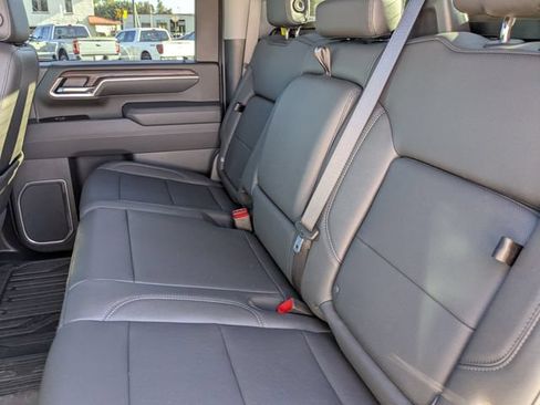 Used 2025 GMC Sierra 2500 SLT w/ SLT Premium Package AWD/4WD image 13