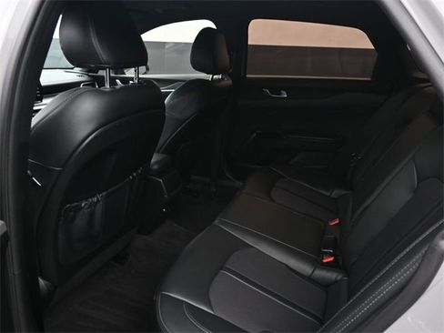 Used 2022 Kia K5 GT-Line image 16