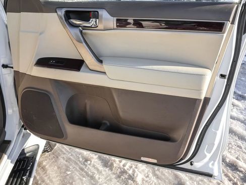 Used 2015 Lexus GX 460 image 39