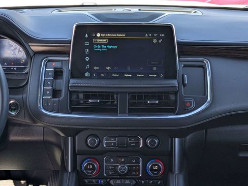 Used 2024 Chevrolet Tahoe Premier RWD image 19