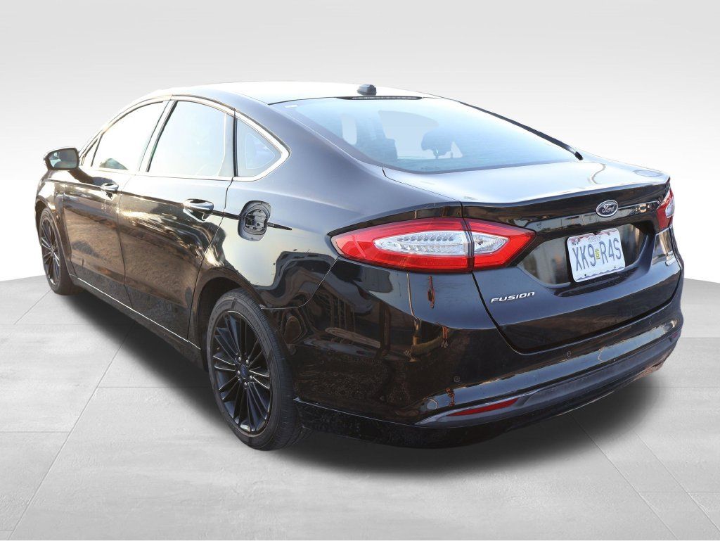 Used 2016 Ford Fusion SE w/ Equipment Group 202A FWD image 24