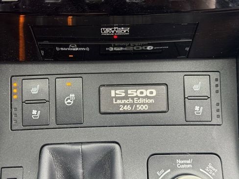 Used 2022 Lexus IS 500 image 29