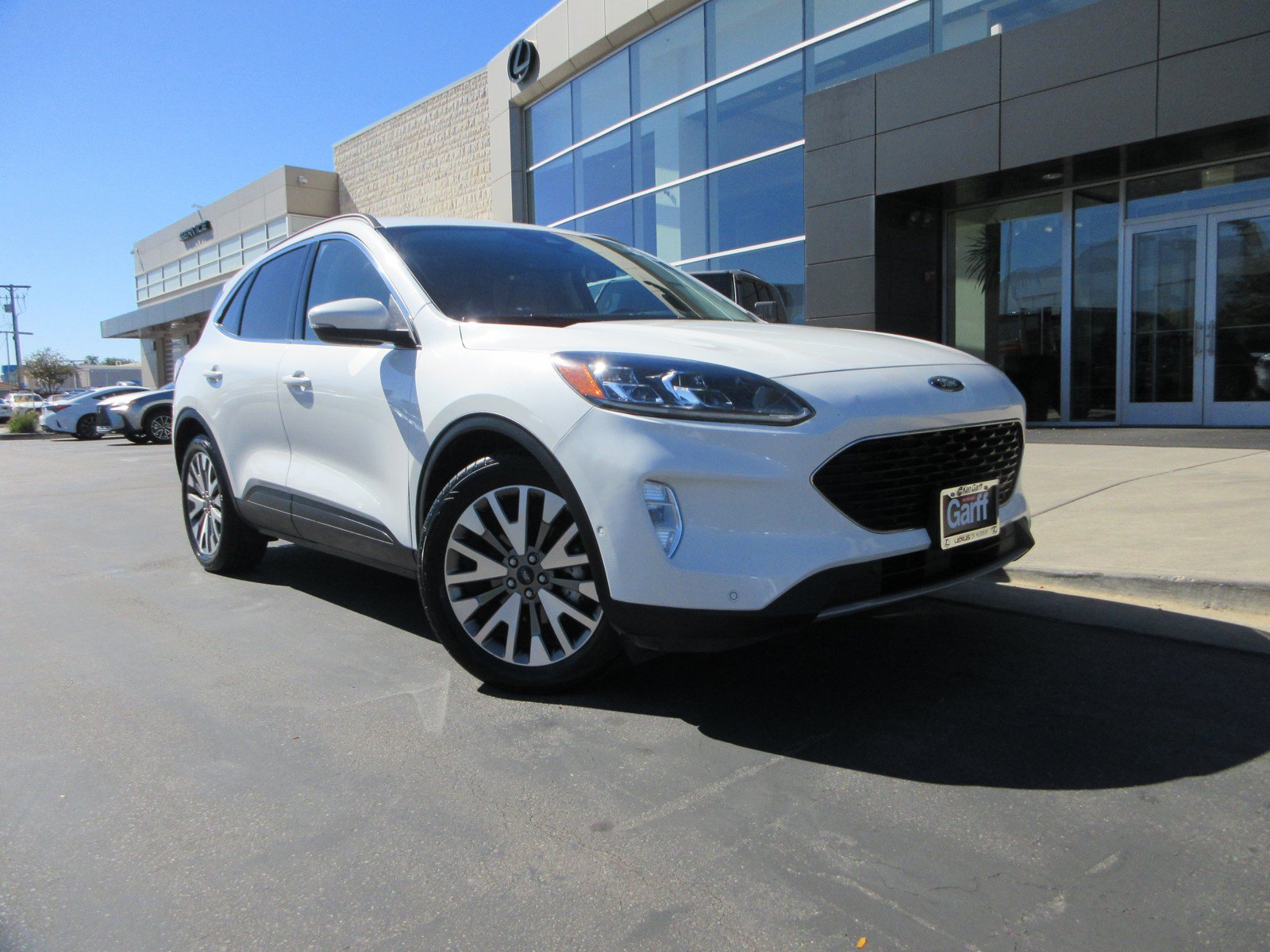 Used 2020 Ford Escape Titanium FWD image 14