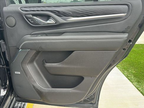 Used 2021 GMC Yukon Denali w/ Denali Premium Package image 21