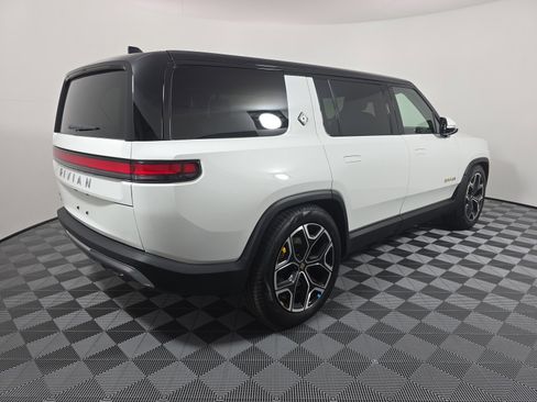 Used 2023 Rivian R1S Adventure AWD/4WD image 5