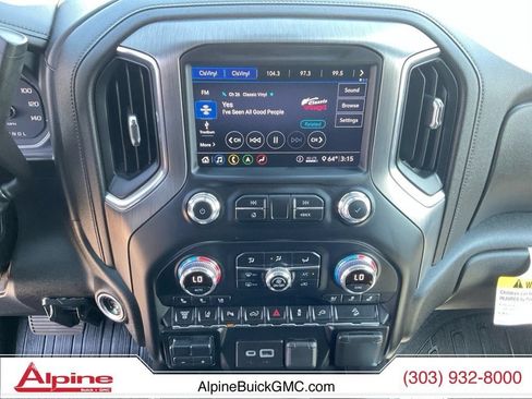 Used 2020 GMC Sierra 2500 Denali w/ Denali Ultimate Package AWD/4WD image 11