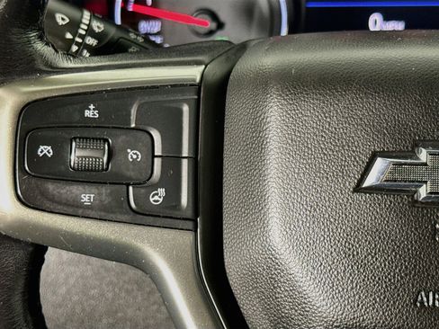 Used 2021 Chevrolet Silverado 1500 RST w/ Redline Edition AWD/4WD image 11